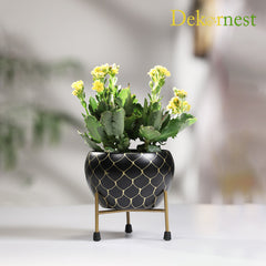 Dekornest Iron Designer Pot with Stand (1300 D)