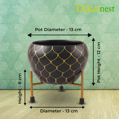 Dekornest Iron Designer Pot with Stand (1300 D)