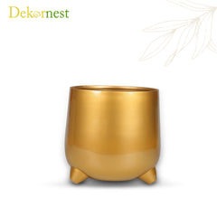 Dekornest  Iron Gold Finish Pot (1509)